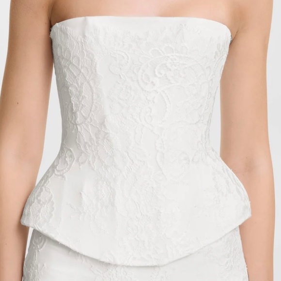 Brand New Luxury French Lace peplum corset with lace up back - Picture 1 of 2